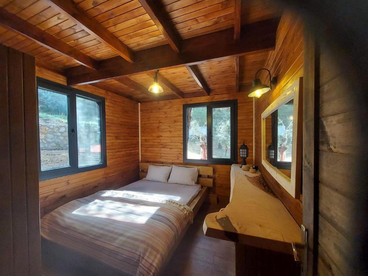 Panurlawoodenhouse Oezel Havuz& Sauna Mavi Ngoại thất bức ảnh