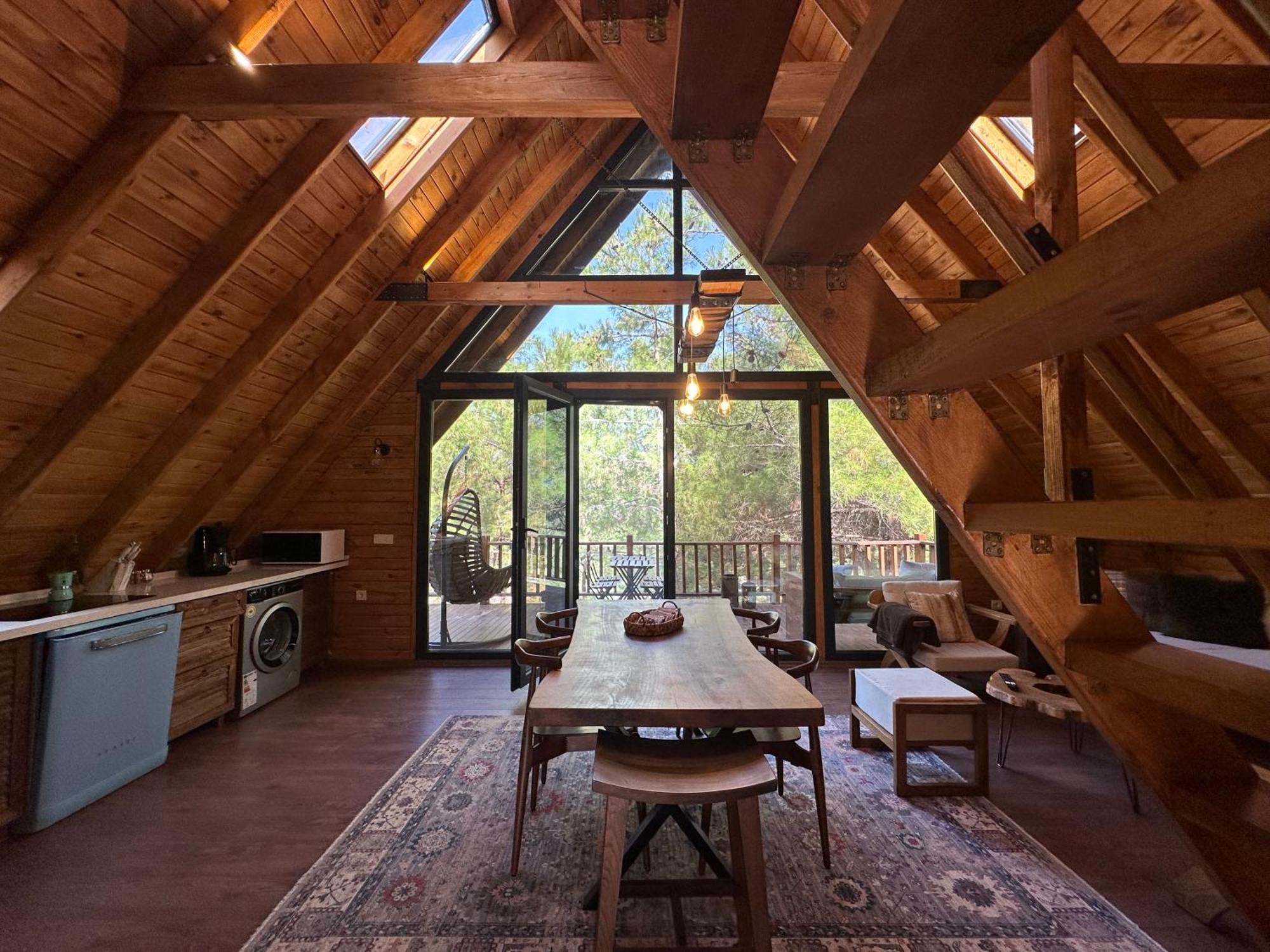 Panurlawoodenhouse Oezel Havuz& Sauna Mavi Ngoại thất bức ảnh