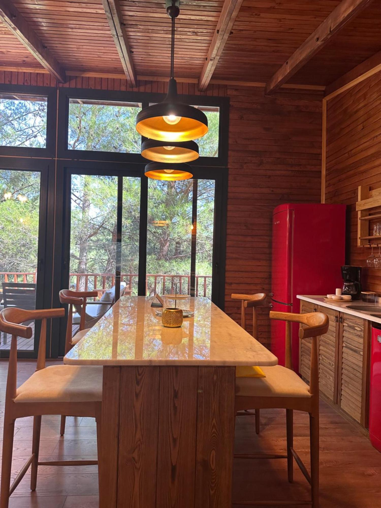 Panurlawoodenhouse Oezel Havuz& Sauna Mavi Ngoại thất bức ảnh